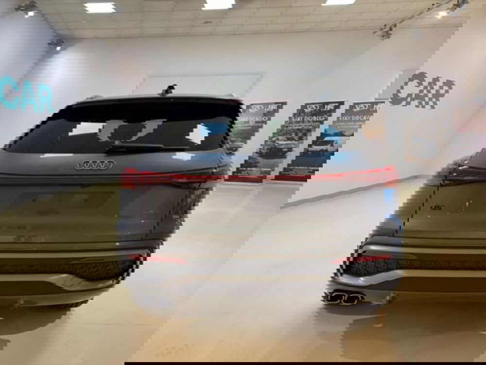 Audi Q5 Sportback nuova a Brescia (6)