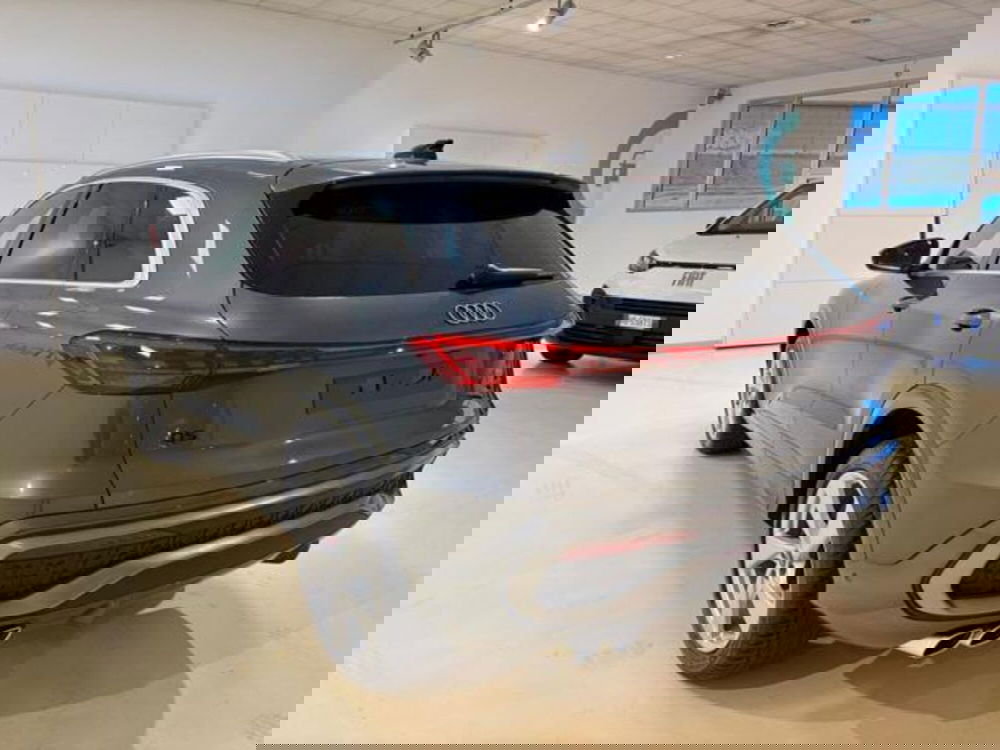 Audi Q5 Sportback nuova a Brescia (7)