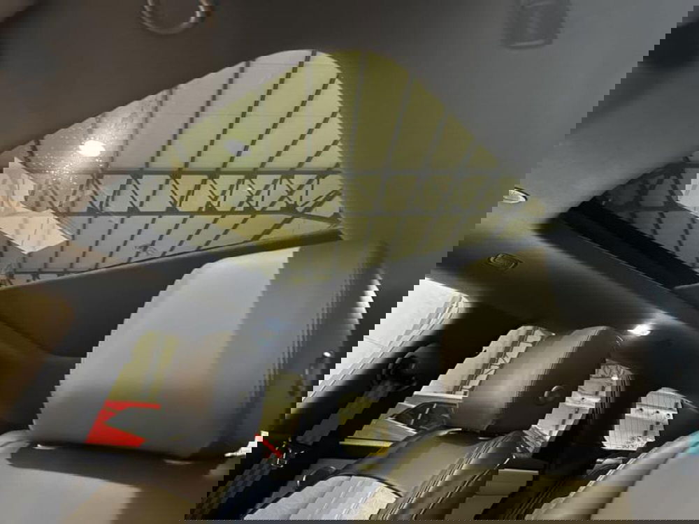 Land Rover Range Rover Evoque usata a Venezia (12)