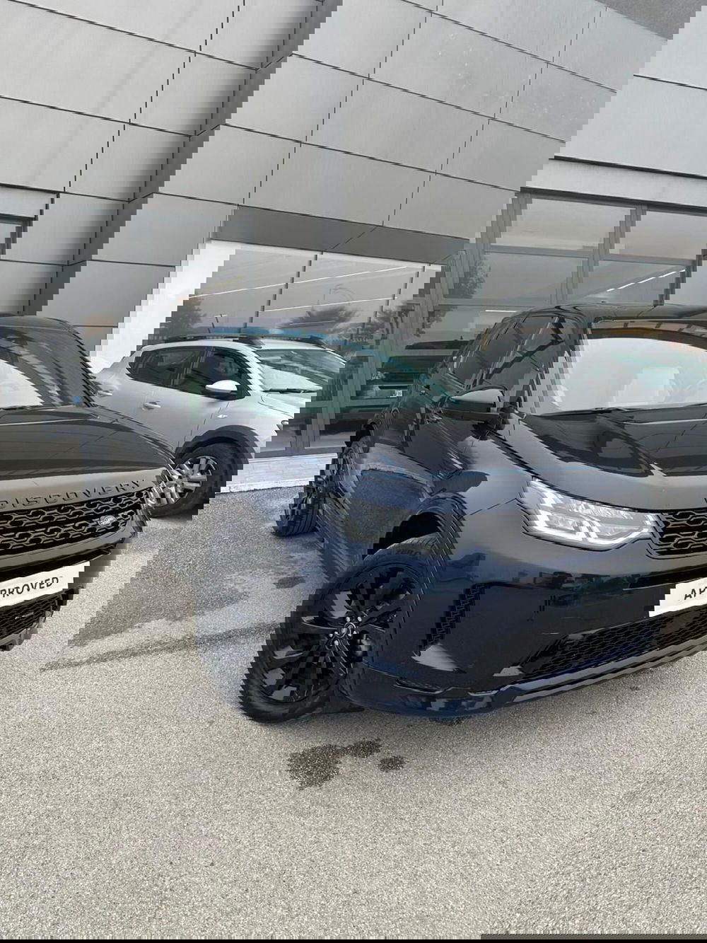 Land Rover Discovery Sport usata a Ascoli Piceno