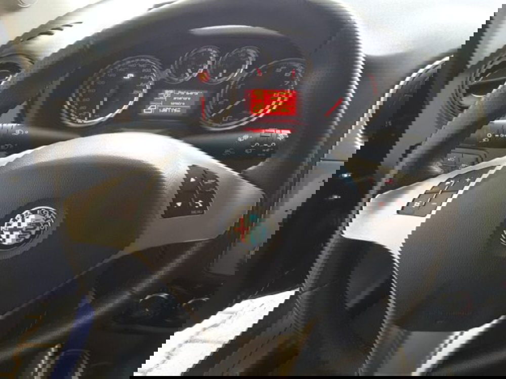 Alfa Romeo MiTo usata a Firenze (7)