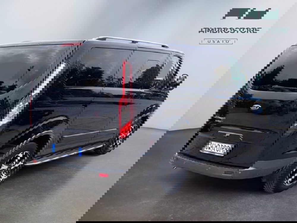 Ford Tourneo Custom usata a Milano (5)