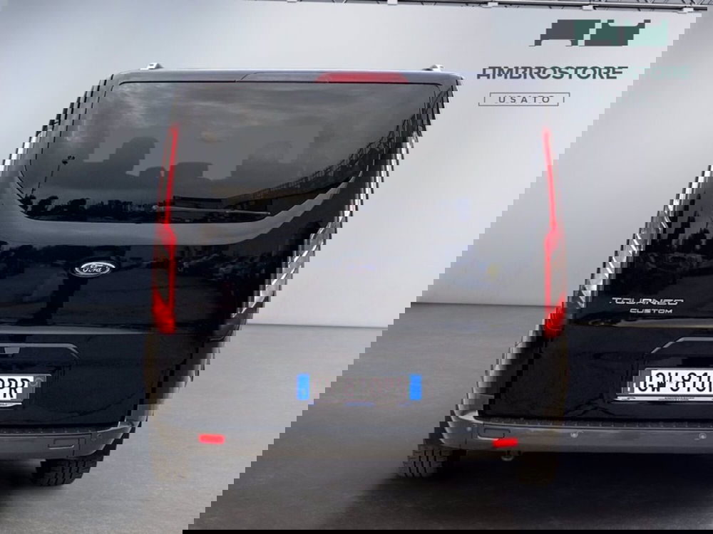 Ford Tourneo Custom usata a Milano (6)