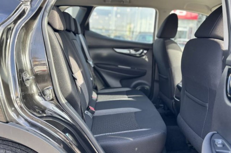 Nissan Qashqai usata a Latina (10)