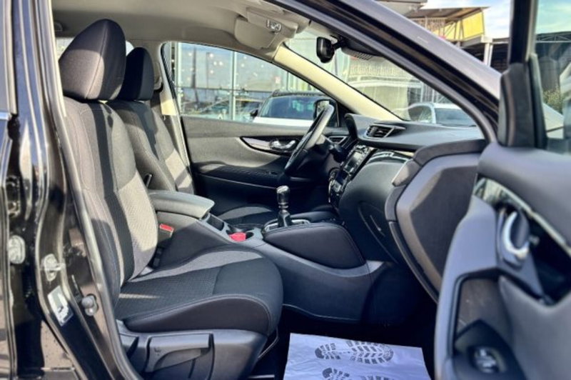 Nissan Qashqai usata a Latina (8)