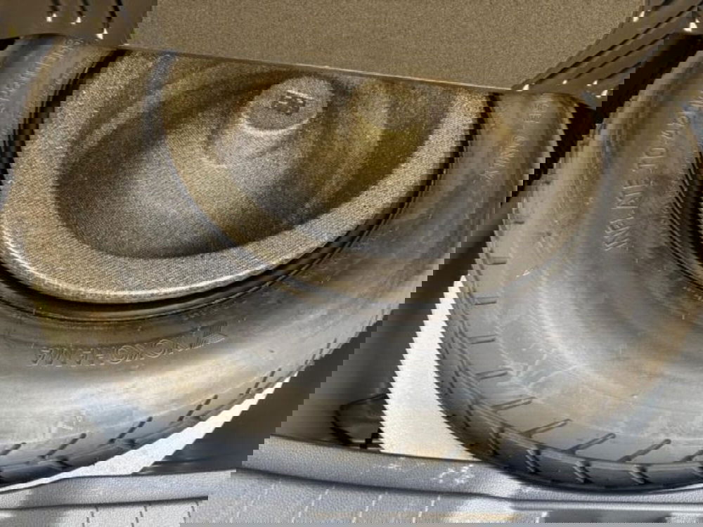 Suzuki Across usata a Reggio Calabria (8)