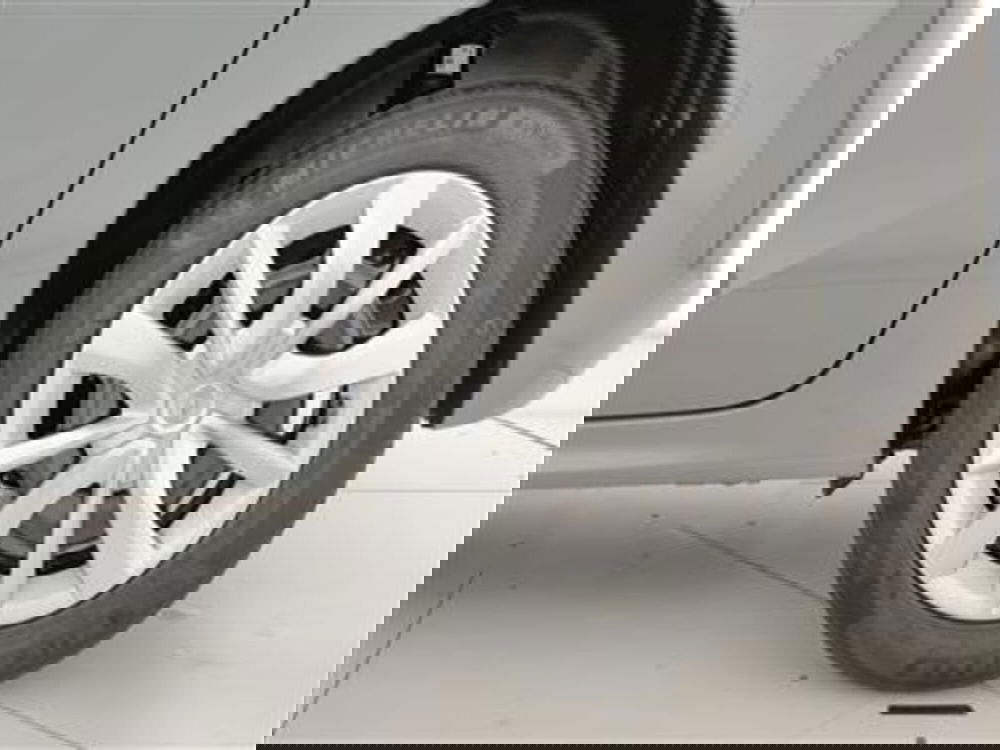 Opel Corsa nuova a Bari (12)