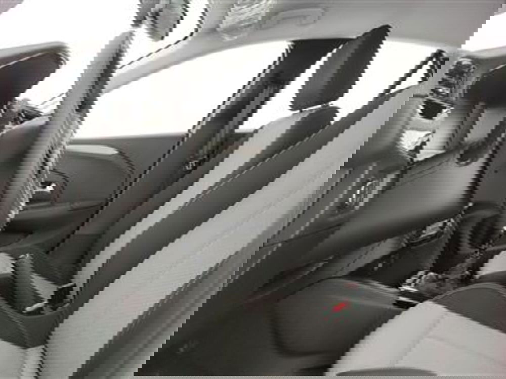 Opel Corsa nuova a Bari (13)