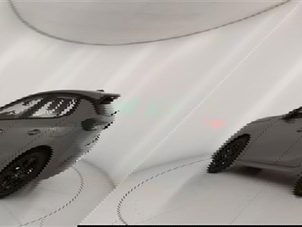 Opel Corsa nuova a Bari (4)