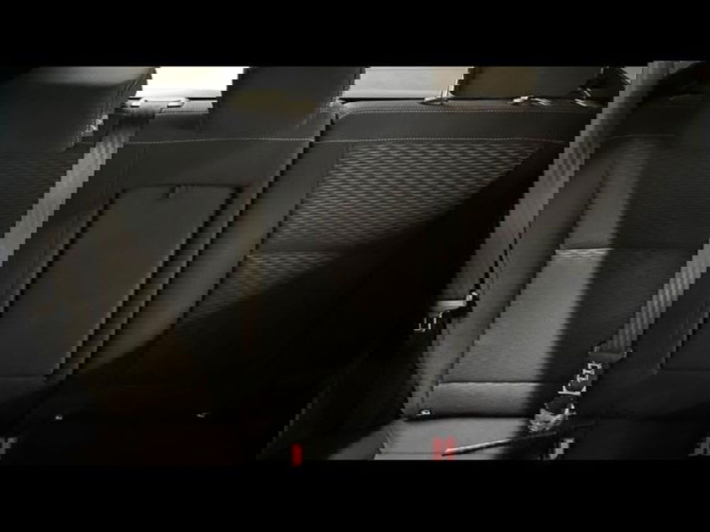 Ssangyong Tivoli usata a Firenze (12)