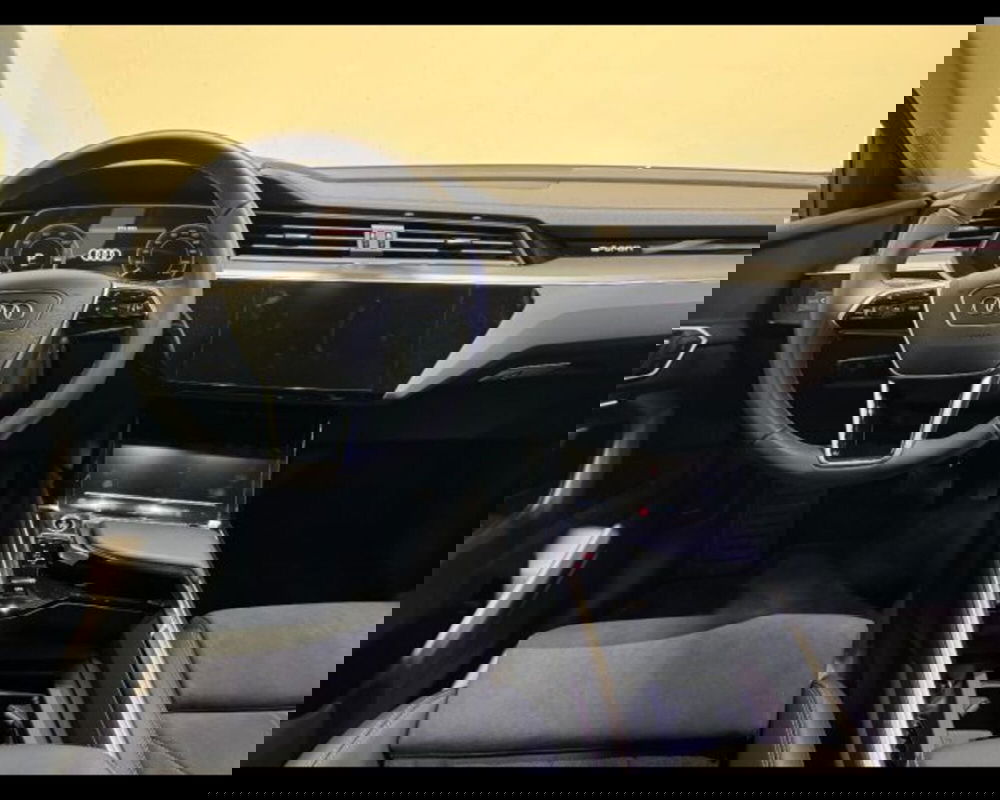 Audi Q8 Sportback usata a Treviso (4)