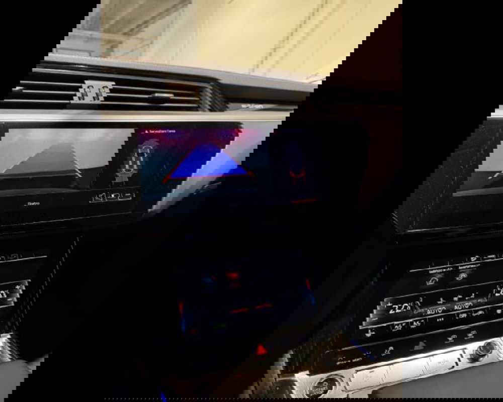 Audi Q8 Sportback usata a Treviso (7)