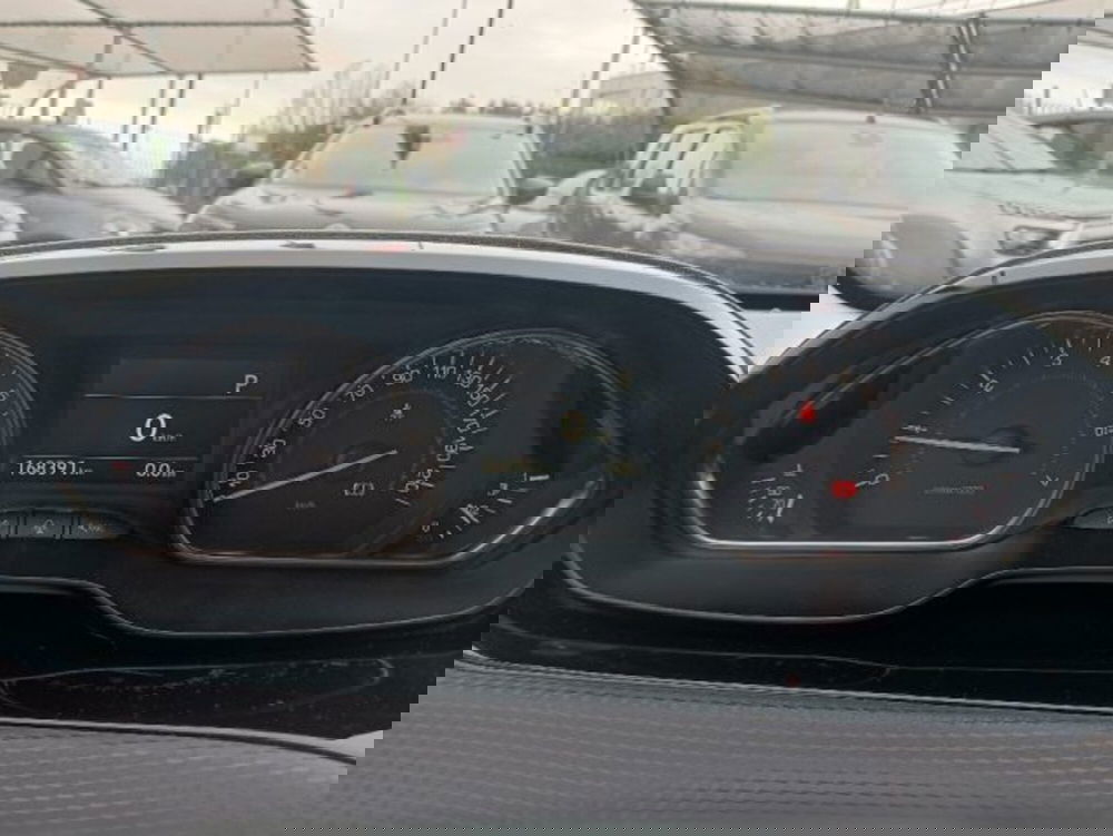 Peugeot 2008 usata a Brescia (7)