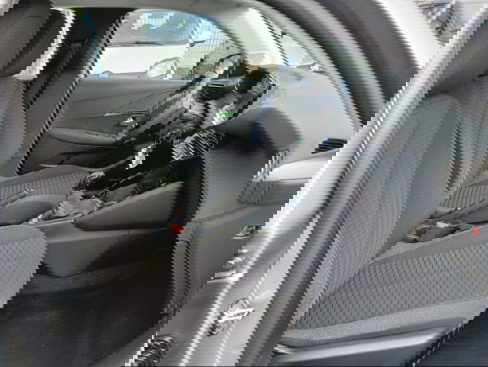 Peugeot 208 nuova a Brescia (16)