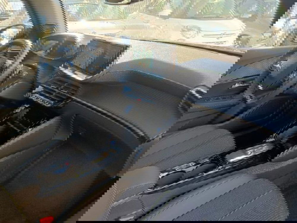 Peugeot 2008 nuova a Brescia (18)