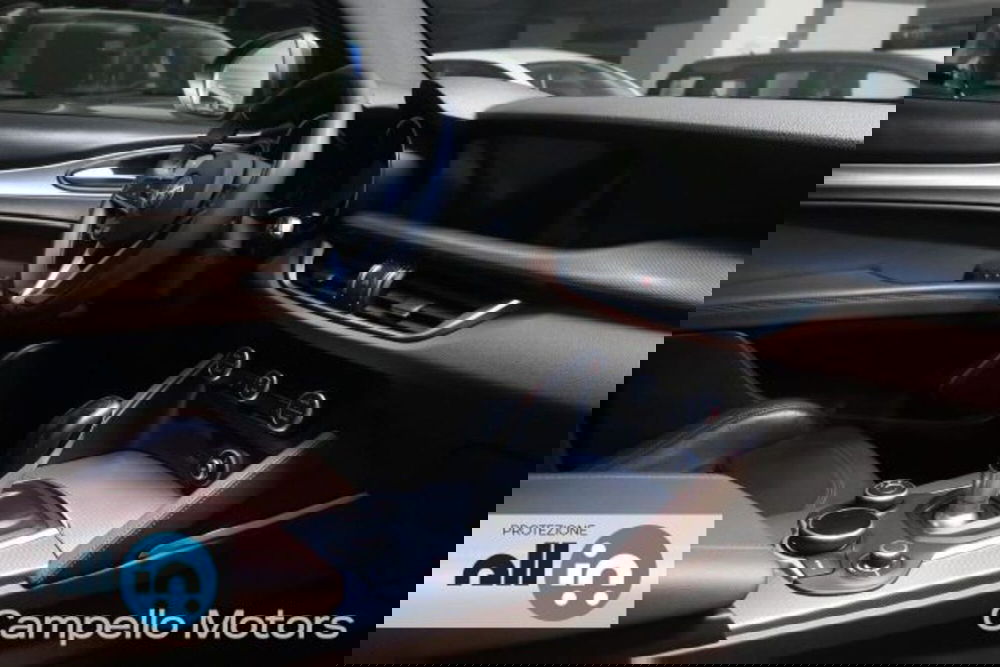 Alfa Romeo Stelvio usata a Venezia (14)