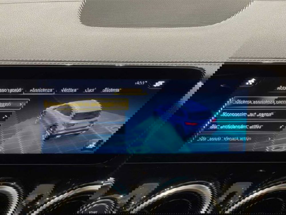 Mercedes-Benz GLA SUV usata a Sondrio (18)