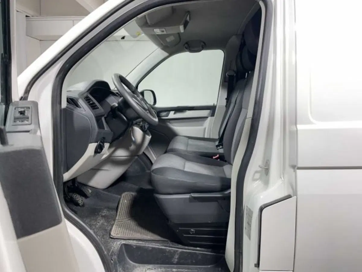 Volkswagen Veicoli Commerciali Transporter Furgone usata a Sondrio (10)