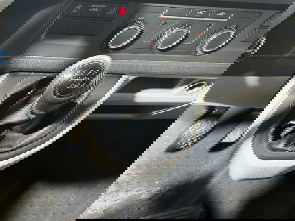 Volkswagen Veicoli Commerciali Transporter Furgone usata a Sondrio (13)