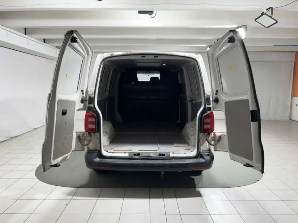 Volkswagen Veicoli Commerciali Transporter Furgone usata a Sondrio (15)