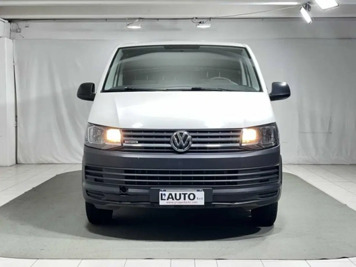 Volkswagen Veicoli Commerciali Transporter Furgone usata a Sondrio (8)