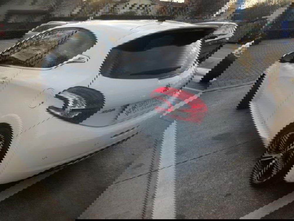 Peugeot 208 usata a Pisa (3)