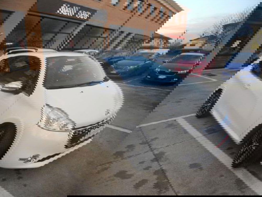 Peugeot 208 usata a Pisa (4)