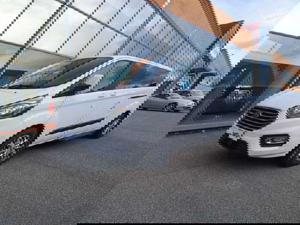Ford Tourneo Custom usata a Pisa (18)