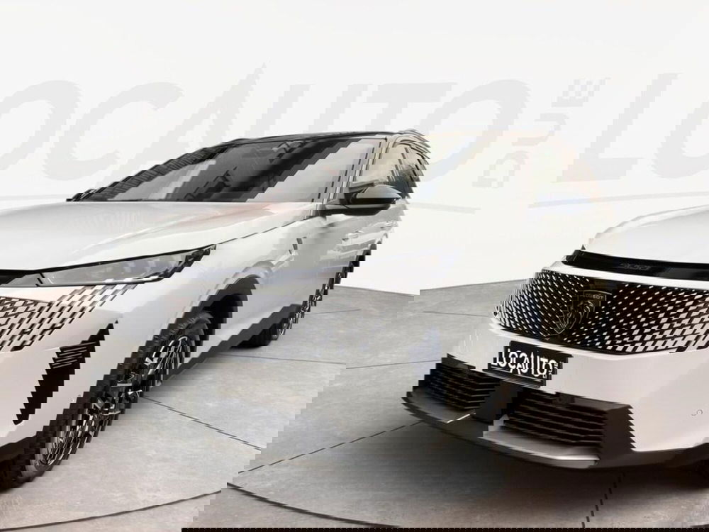 Peugeot 5008 nuova a Torino