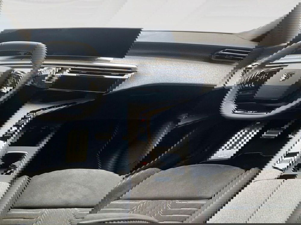 Peugeot 5008 nuova a Torino (6)