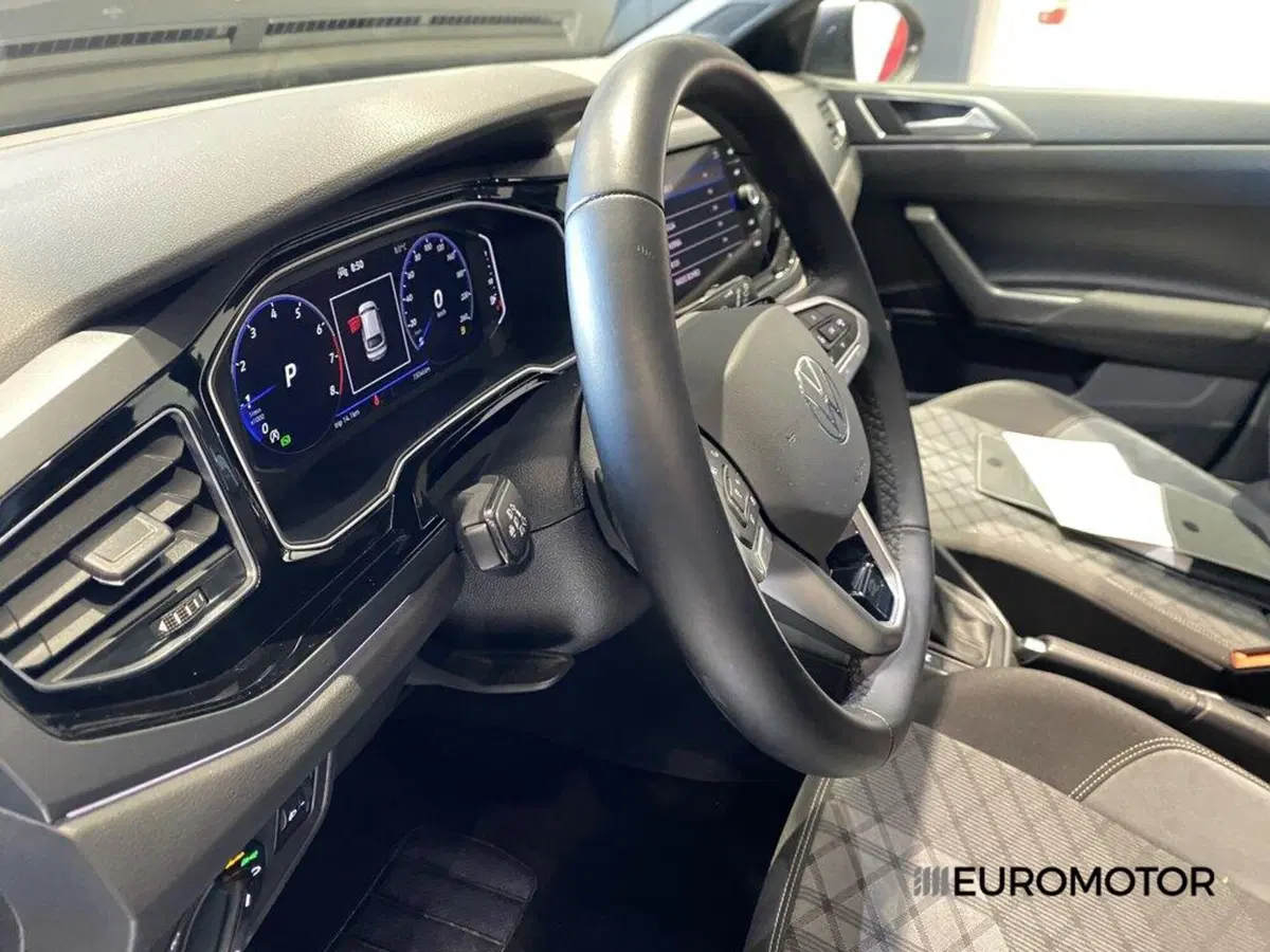 Volkswagen Taigo usata a Bari (14)