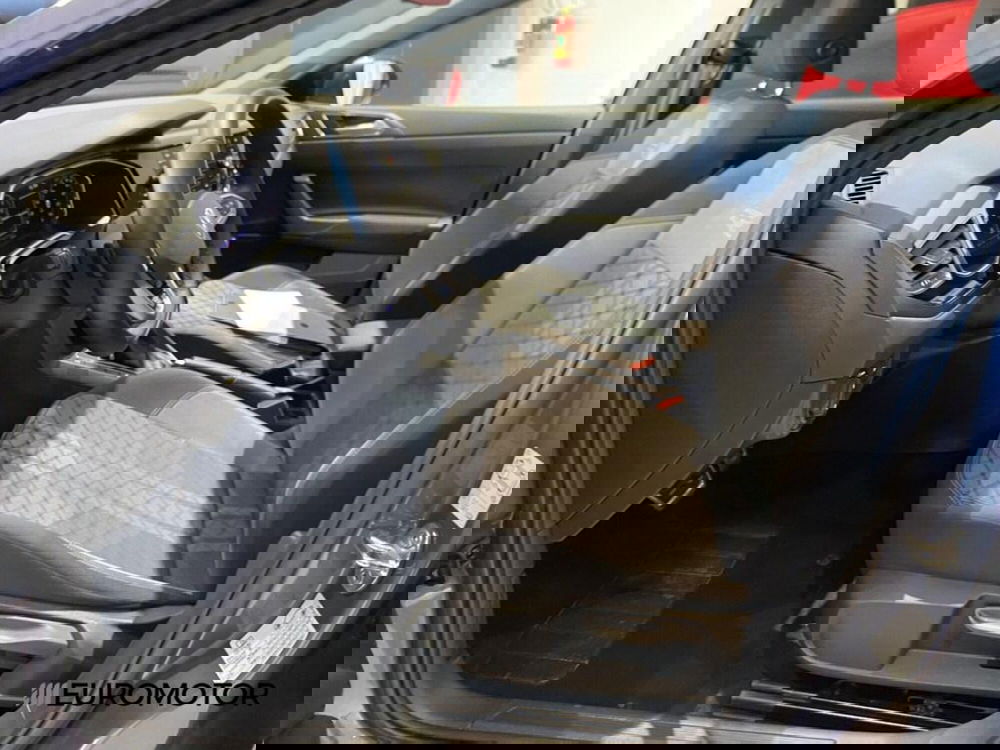 Volkswagen Taigo usata a Bari (15)