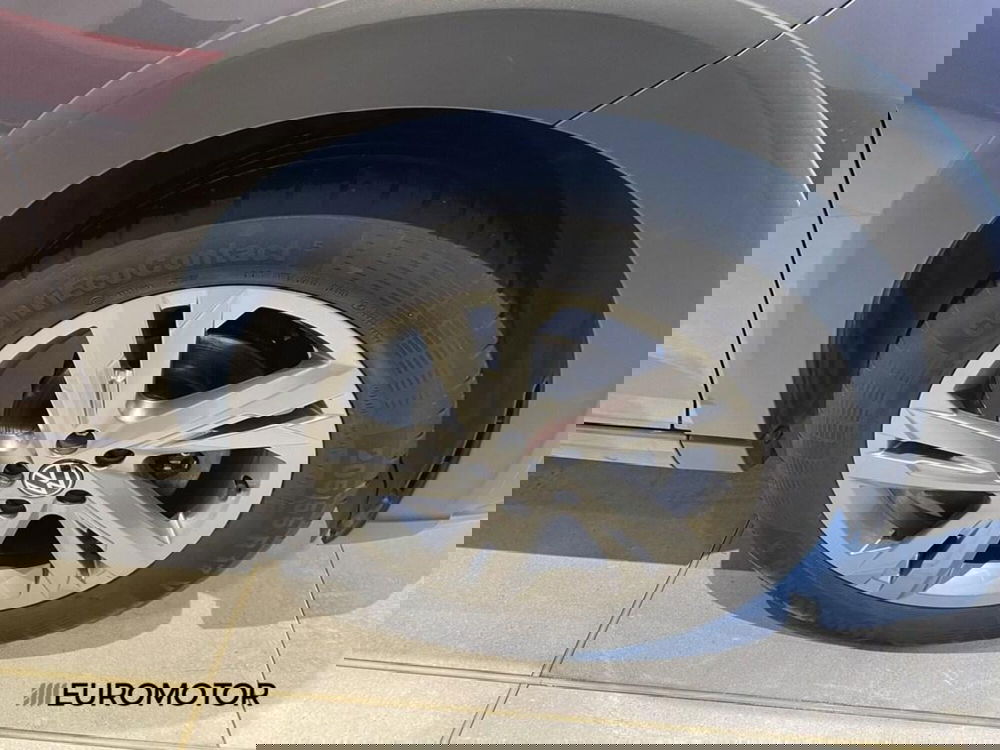 Volkswagen Taigo usata a Bari (6)