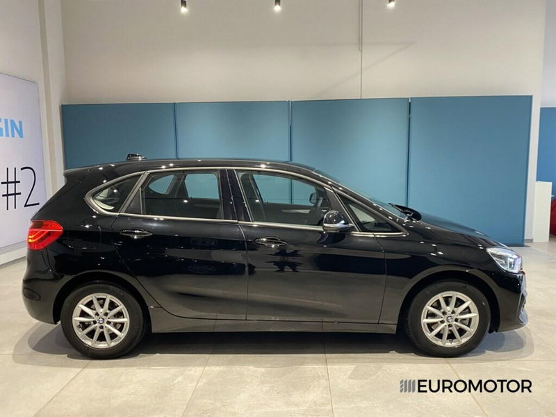 BMW Serie 2 Active Tourer usata a Bari (7)