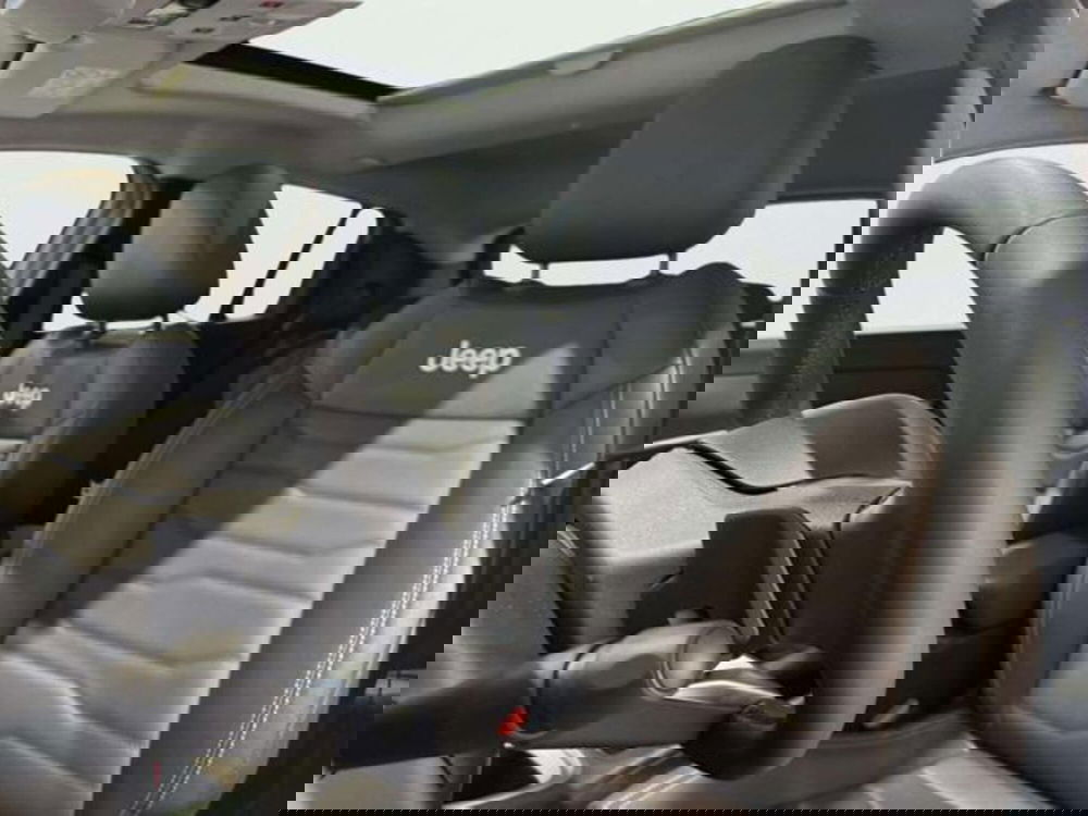 Jeep Avenger usata a Firenze (12)