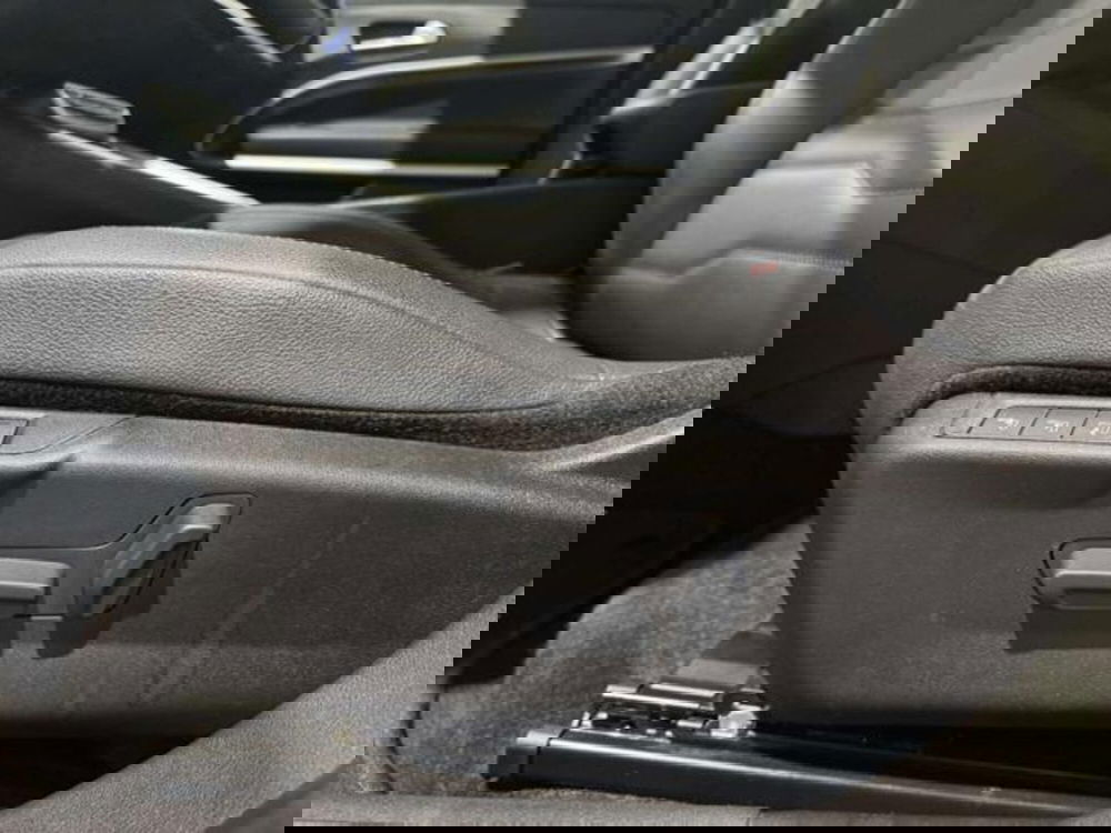 Jeep Avenger usata a Firenze (18)