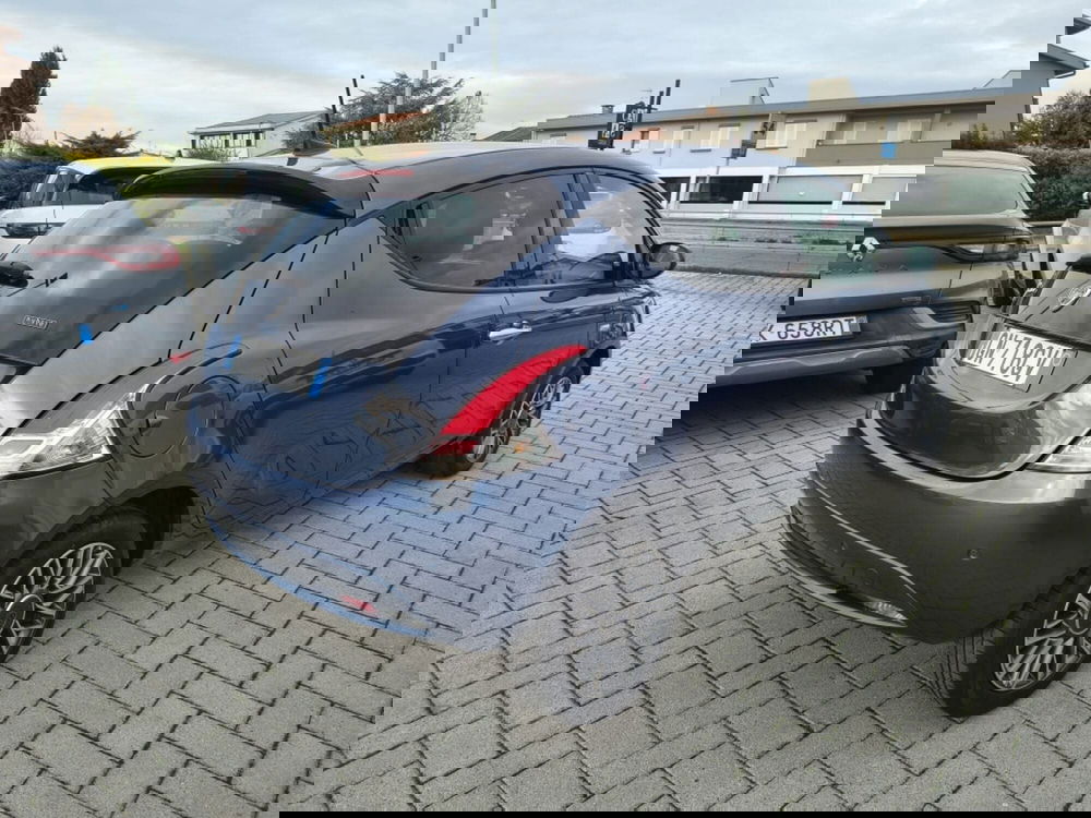 Lancia Ypsilon usata a Firenze (5)