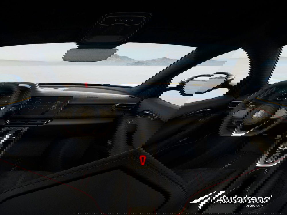 Lotus Emira nuova a Bari (14)