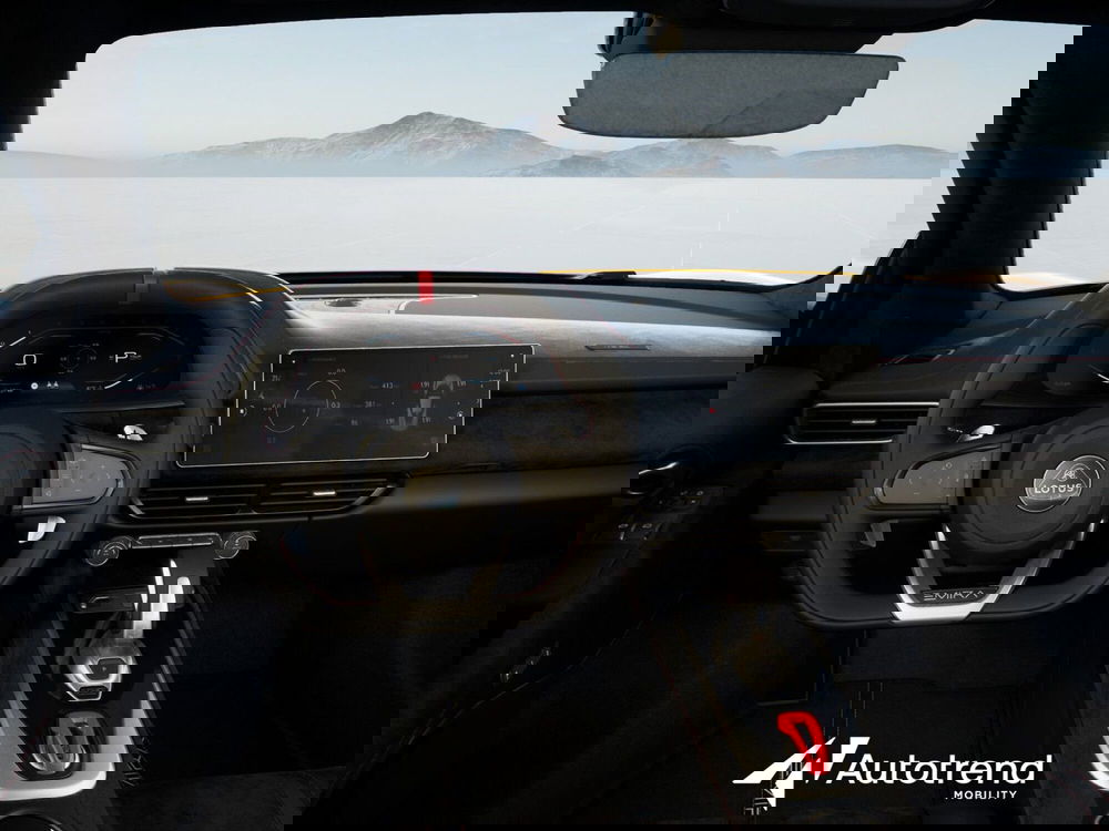 Lotus Emira nuova a Bari (16)