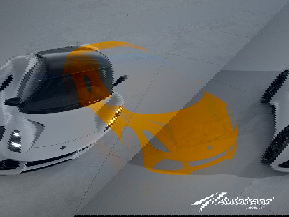 Lotus Emira nuova a Bari (4)