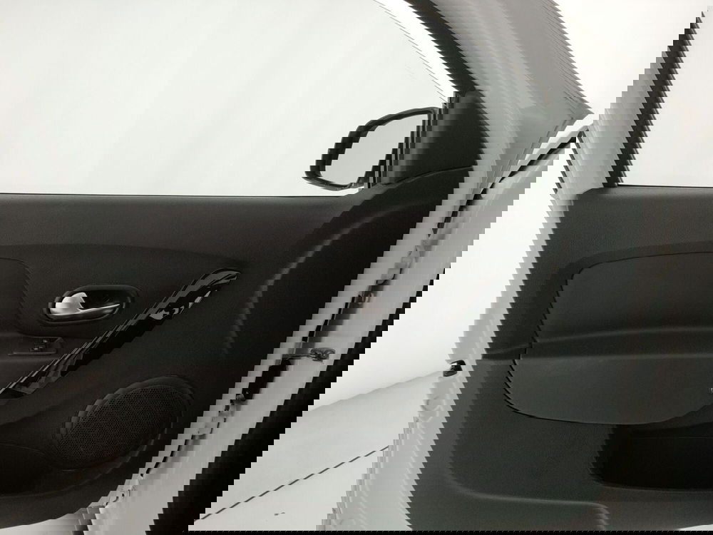 Dacia Sandero usata a Caserta (14)