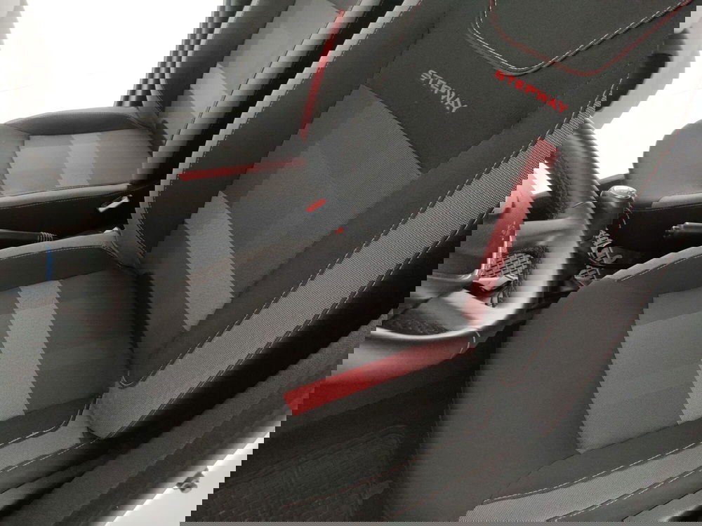 Dacia Sandero usata a Caserta (17)