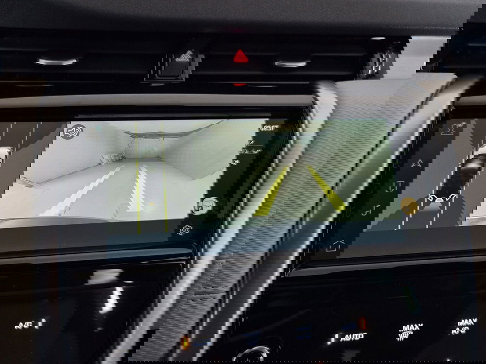 Land Rover Discovery Sport usata a Torino (16)