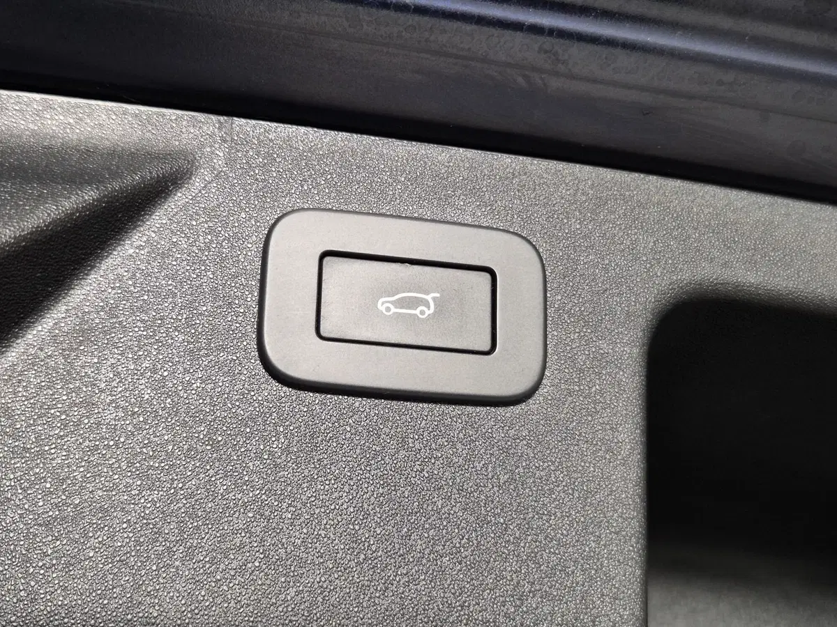 Land Rover Discovery Sport usata a Torino (18)