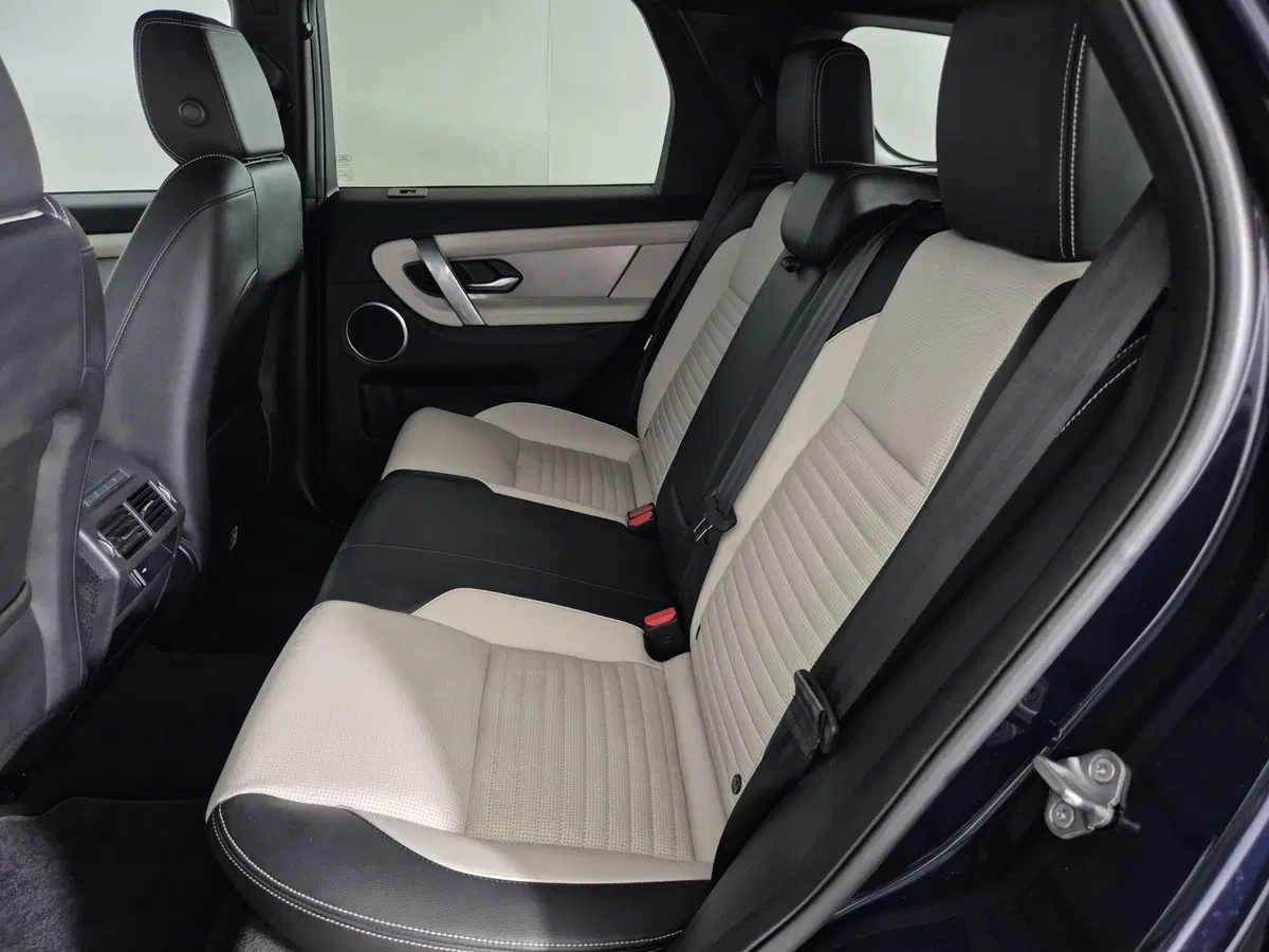 Land Rover Discovery Sport usata a Torino (5)