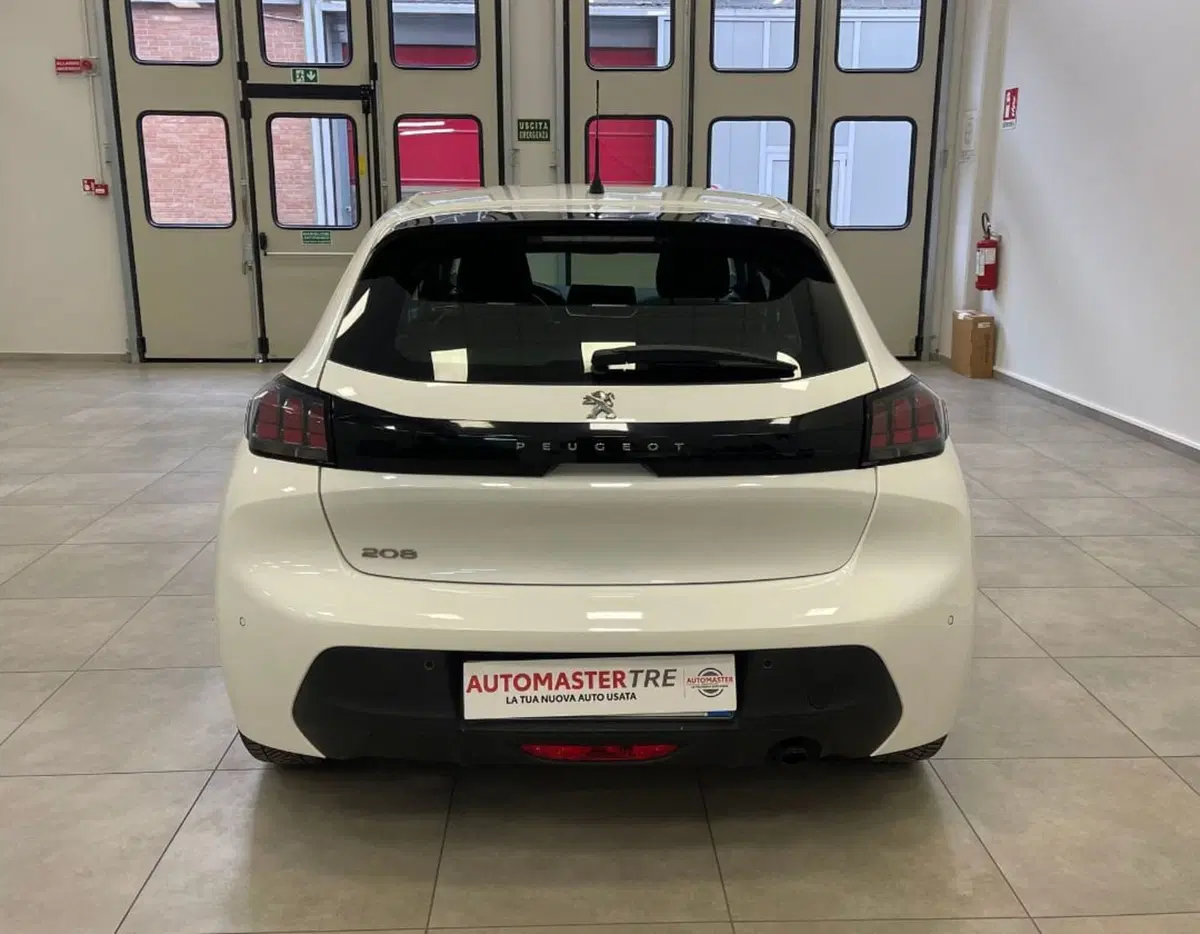 Peugeot 208 usata a Ferrara (2)