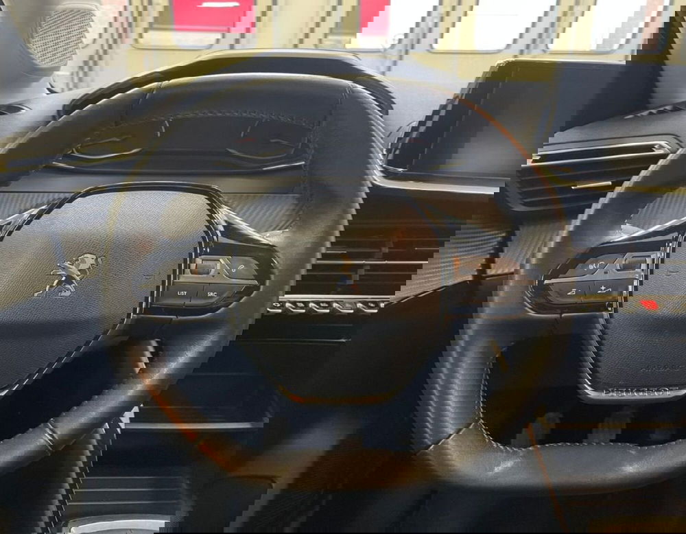 Peugeot 208 usata a Ferrara (8)