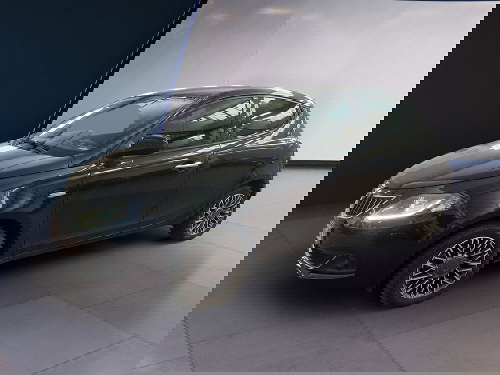 Lancia Ypsilon usata a Torino (2)