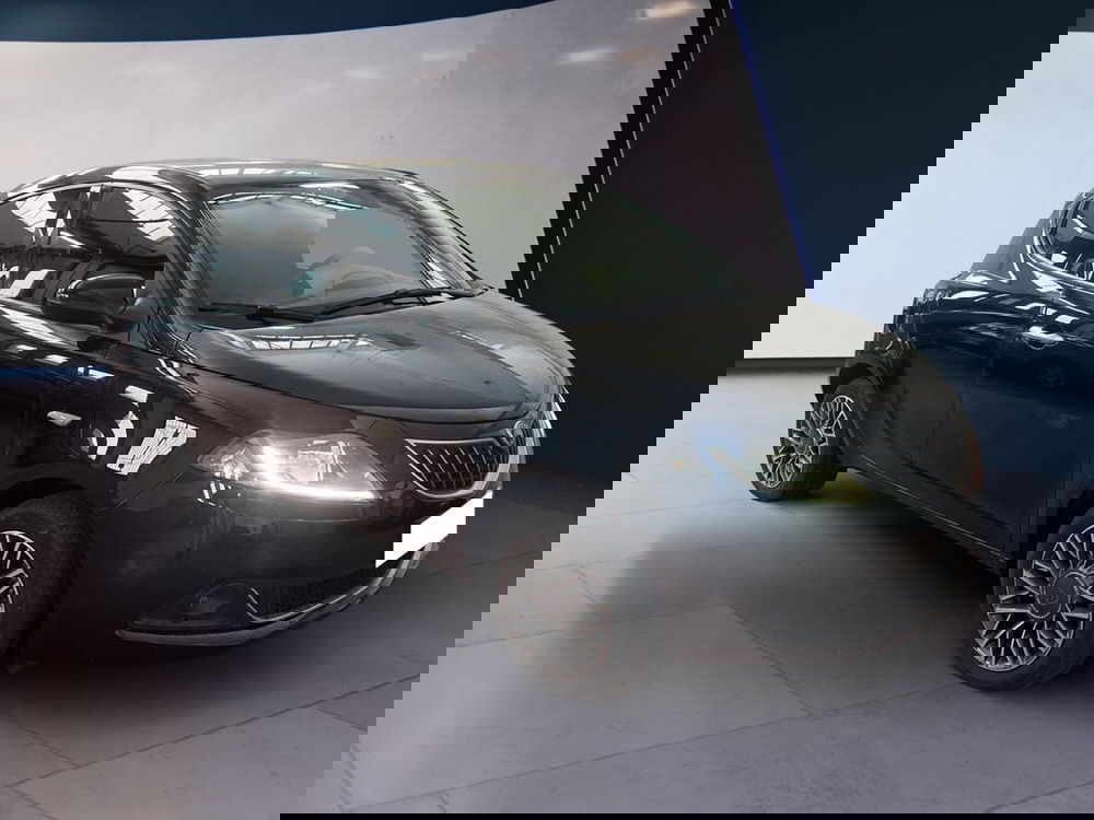 Lancia Ypsilon usata a Torino (3)