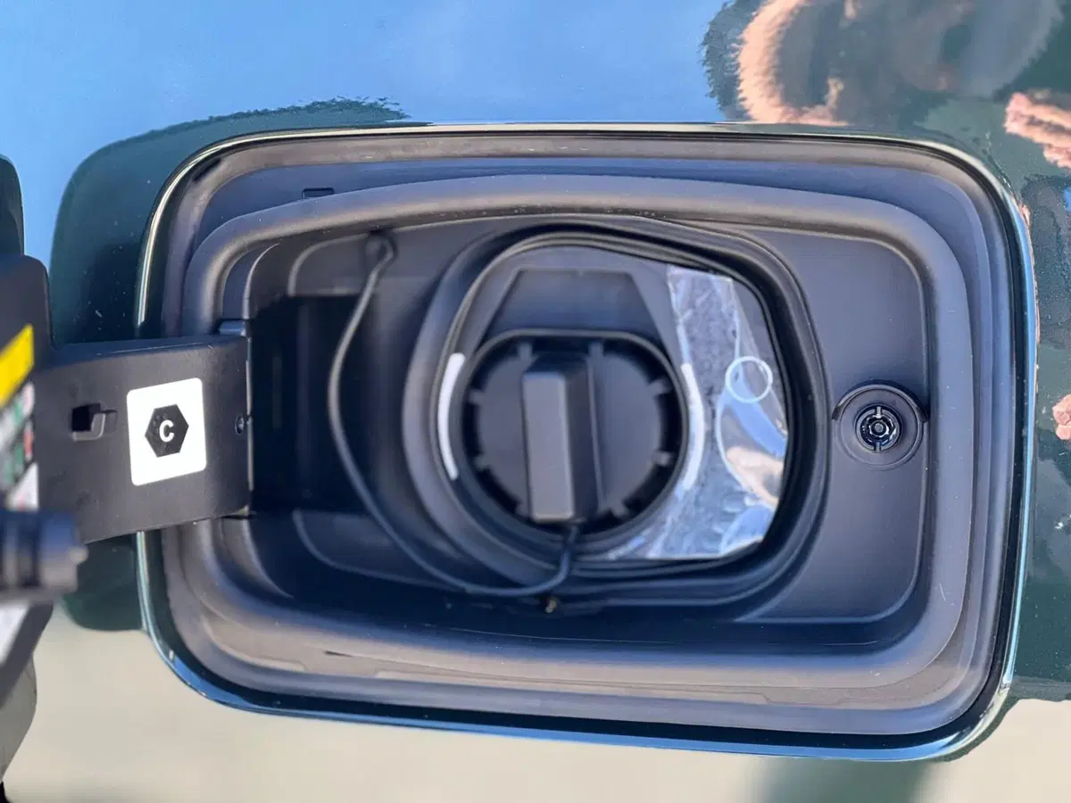 Jeep Renegade nuova a Matera (13)